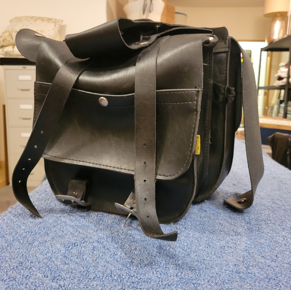 Willie and Mac Brand Genuine Leather Motorcycle Saddle Bags